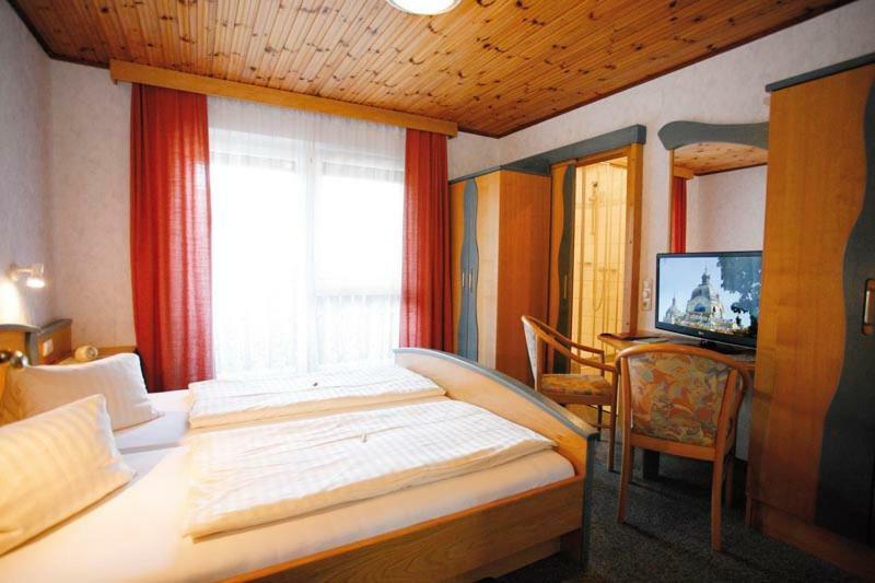 Landgasthof Piroutz Sankt Kanzian am Klopeiner See Extérieur photo
